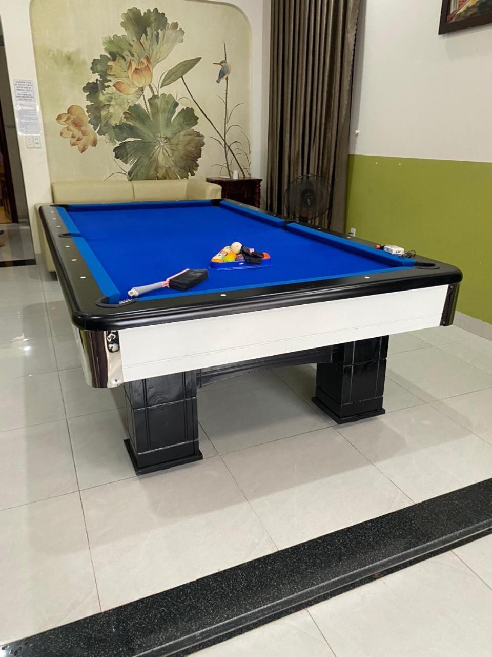 Hoang My Villa - 8 Phong Ngu Bai Sau - Free Bida Karoke 头顿 外观 照片