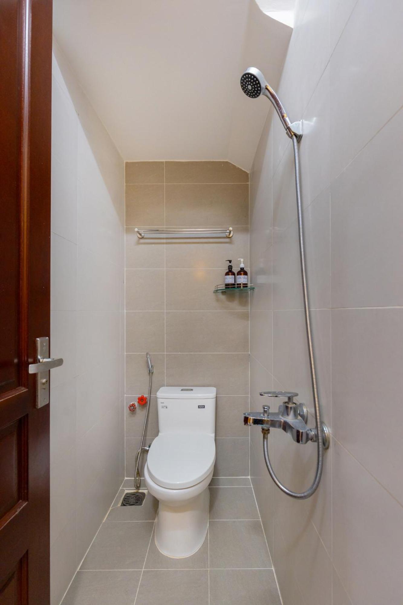 Hoang My Villa - 8 Phong Ngu Bai Sau - Free Bida Karoke 头顿 外观 照片