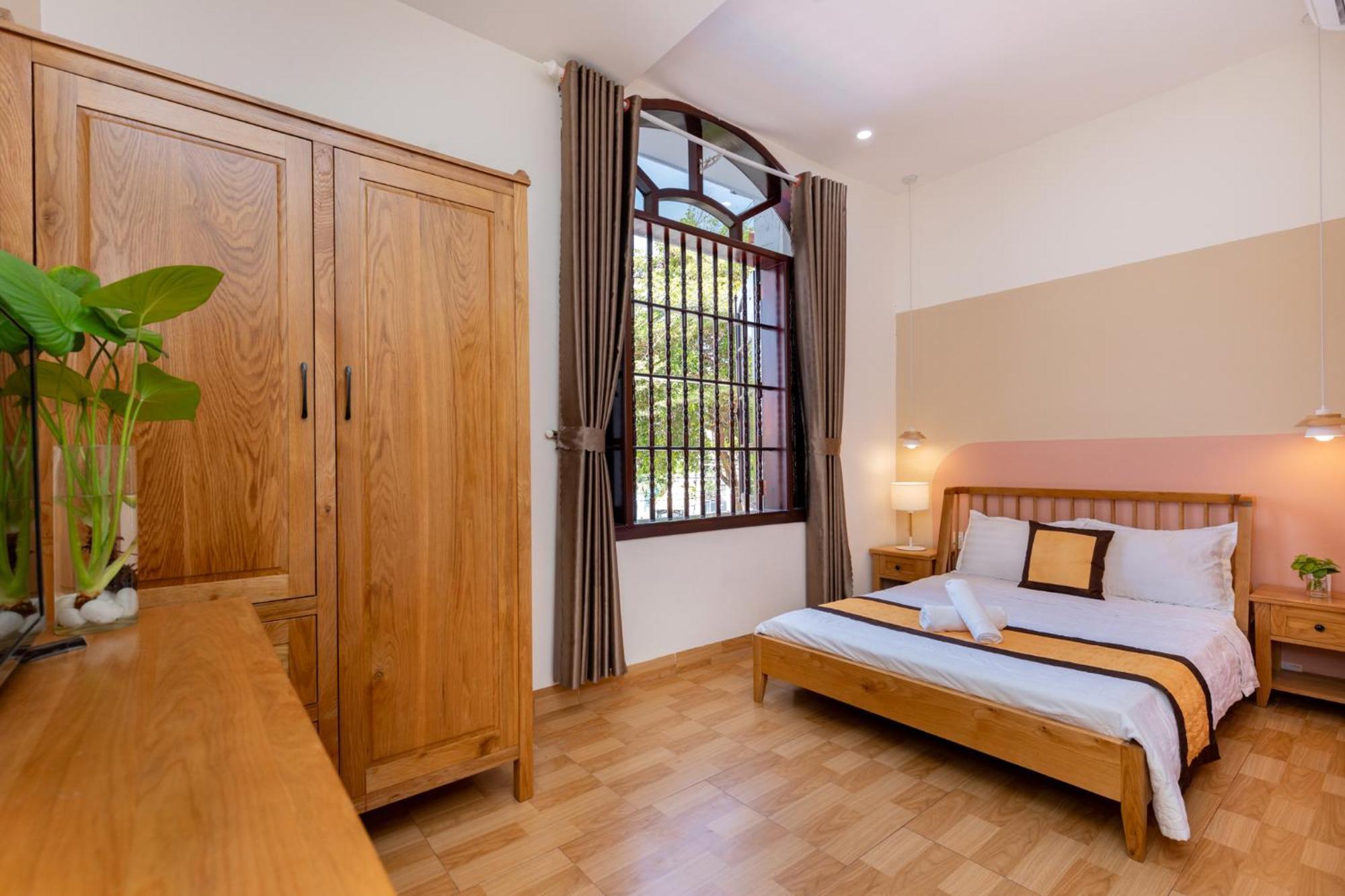 Hoang My Villa - 8 Phong Ngu Bai Sau - Free Bida Karoke 头顿 外观 照片
