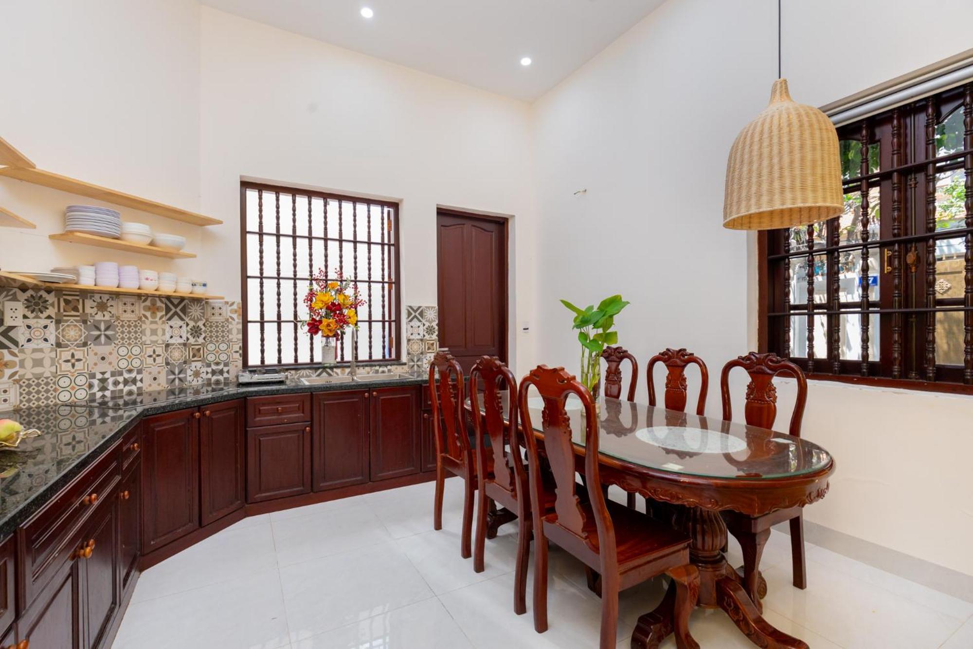 Hoang My Villa - 8 Phong Ngu Bai Sau - Free Bida Karoke 头顿 外观 照片