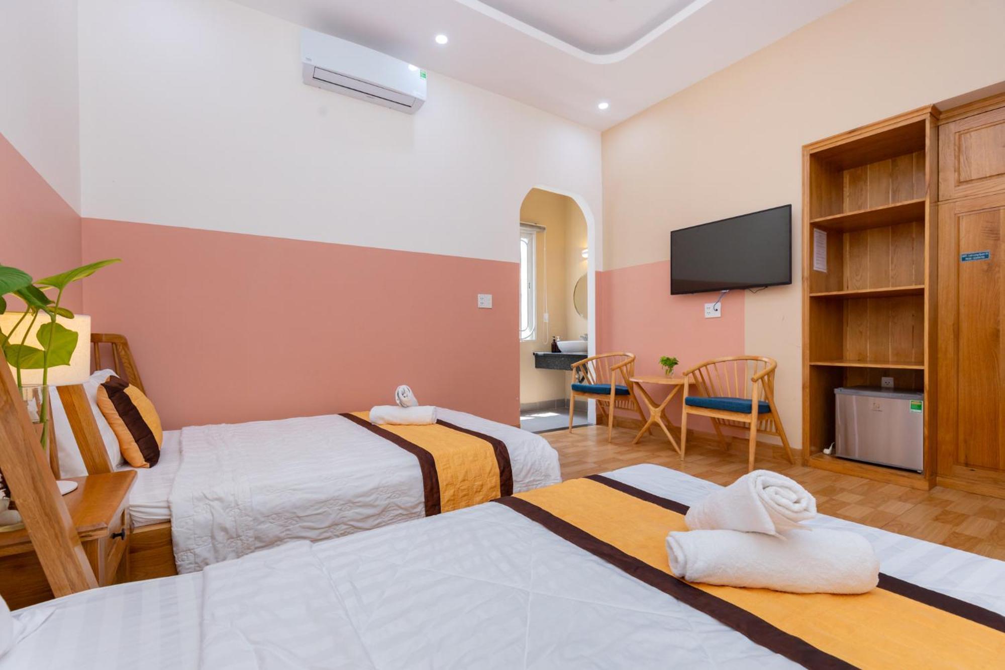 Hoang My Villa - 8 Phong Ngu Bai Sau - Free Bida Karoke 头顿 外观 照片
