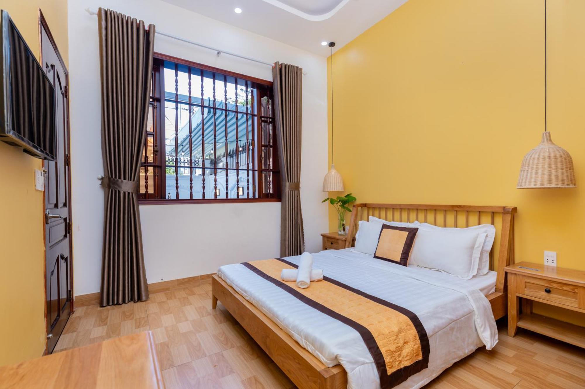 Hoang My Villa - 8 Phong Ngu Bai Sau - Free Bida Karoke 头顿 外观 照片
