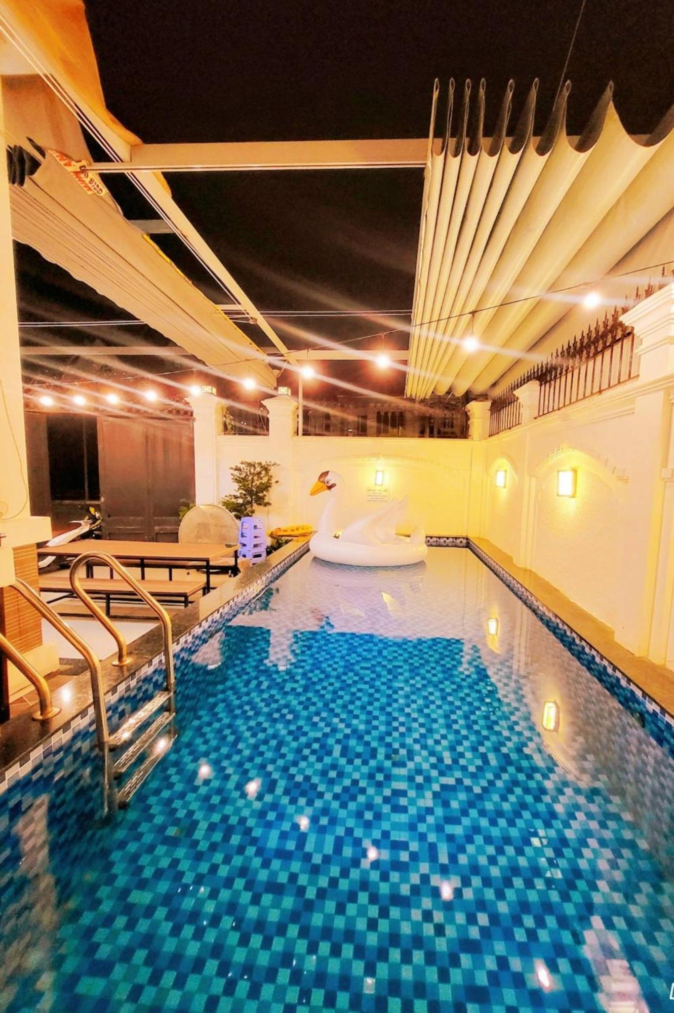 Hoang My Villa - 8 Phong Ngu Bai Sau - Free Bida Karoke 头顿 外观 照片